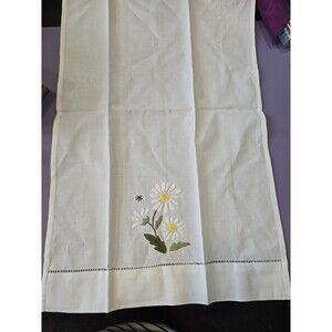 New Embroidered Appliqué Dish Towels With Daisy Flower 13x21 By DaisyThings